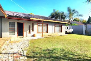 3 Bedroom Property for Sale in Raceview Gauteng