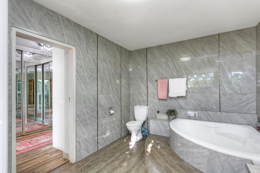 4 Bedroom Property for Sale in Linksfield Ridge Gauteng