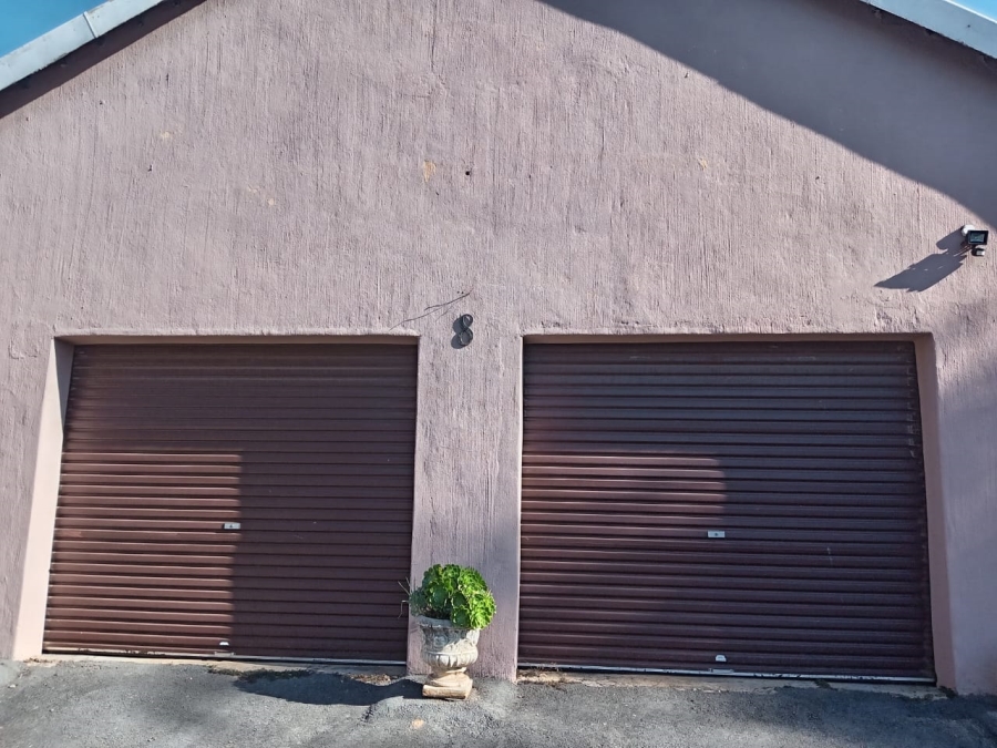 5 Bedroom Property for Sale in Witpoortjie Gauteng