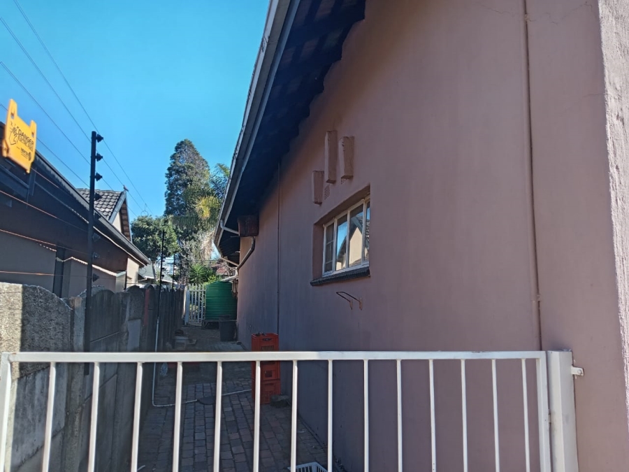 5 Bedroom Property for Sale in Witpoortjie Gauteng