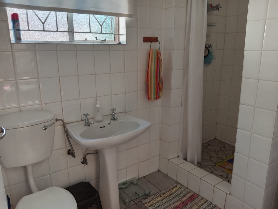 5 Bedroom Property for Sale in Witpoortjie Gauteng