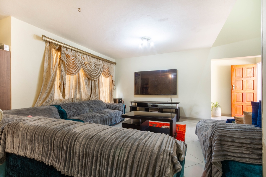 3 Bedroom Property for Sale in Equestria Gauteng