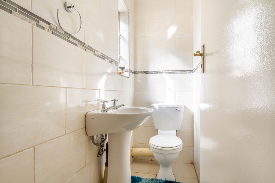 3 Bedroom Property for Sale in Equestria Gauteng
