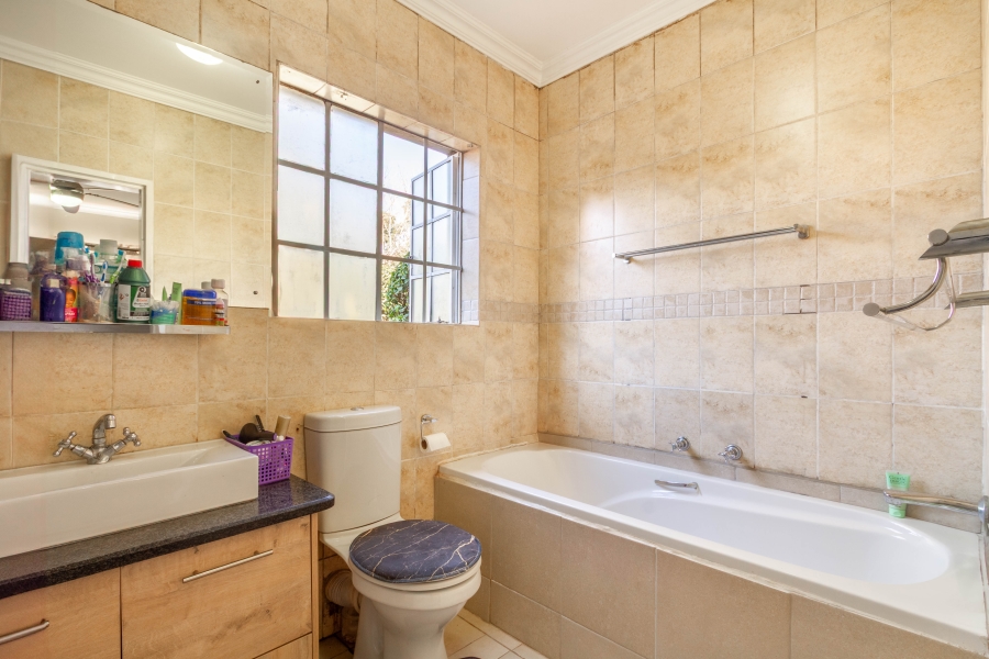 3 Bedroom Property for Sale in Equestria Gauteng