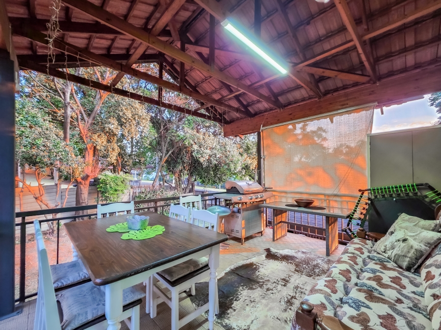 4 Bedroom Property for Sale in Moreleta Park Gauteng