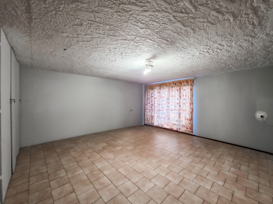 4 Bedroom Property for Sale in Moreleta Park Gauteng