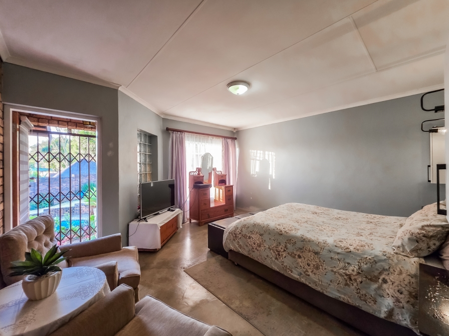 4 Bedroom Property for Sale in Moreleta Park Gauteng