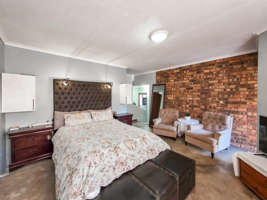 4 Bedroom Property for Sale in Moreleta Park Gauteng