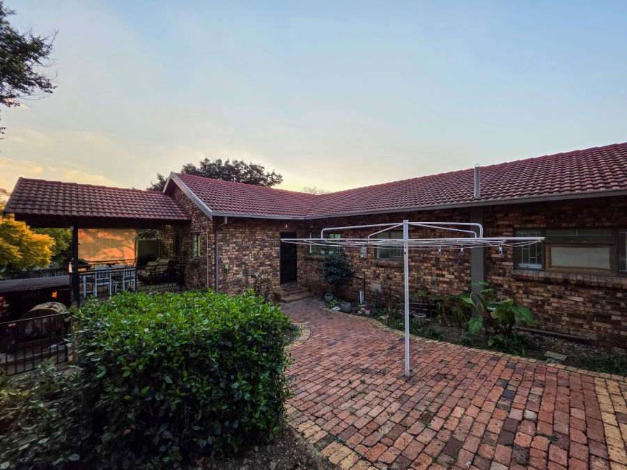 4 Bedroom Property for Sale in Moreleta Park Gauteng