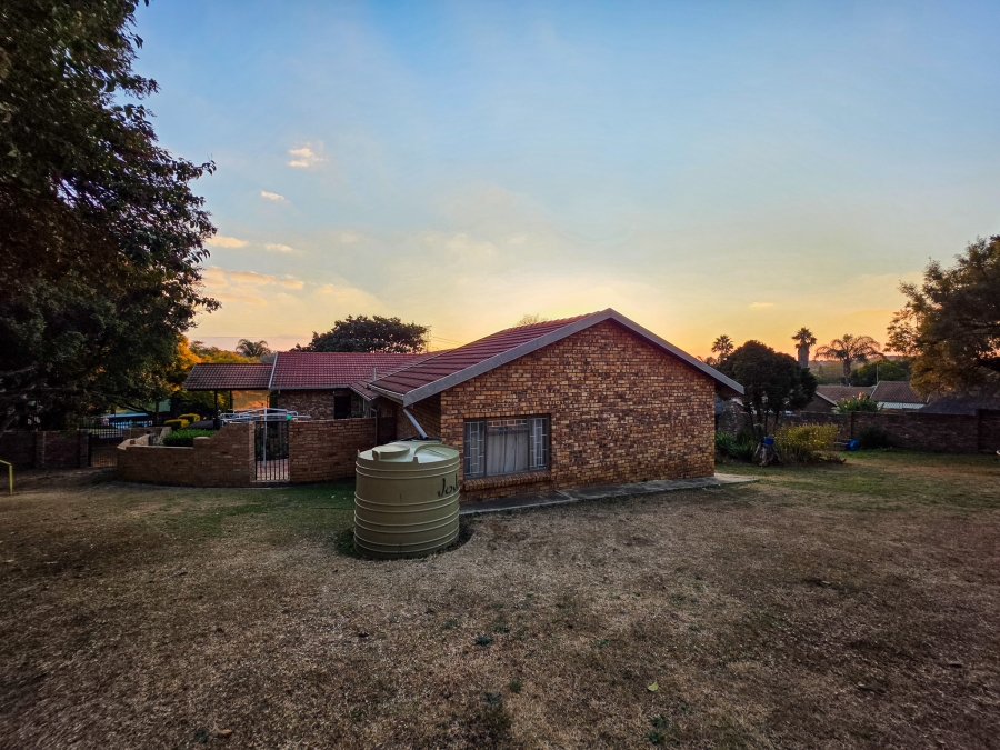 4 Bedroom Property for Sale in Moreleta Park Gauteng