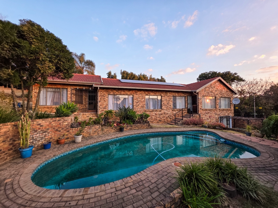 4 Bedroom Property for Sale in Moreleta Park Gauteng