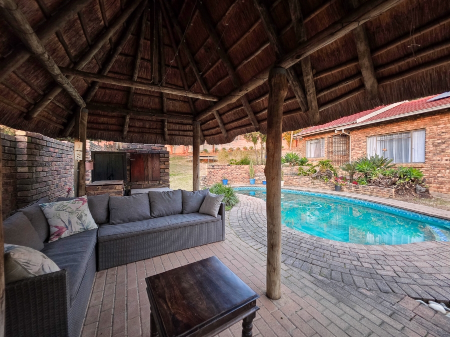4 Bedroom Property for Sale in Moreleta Park Gauteng