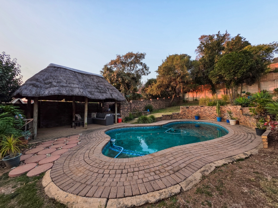 4 Bedroom Property for Sale in Moreleta Park Gauteng