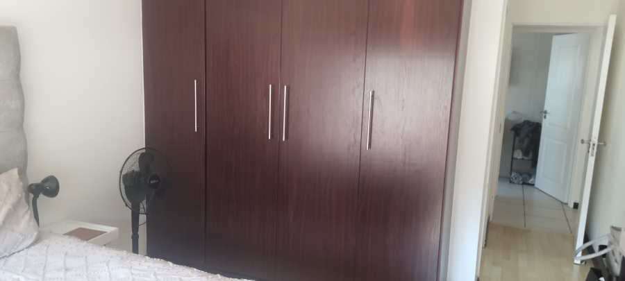 2 Bedroom Property for Sale in Greenstone Hill Gauteng