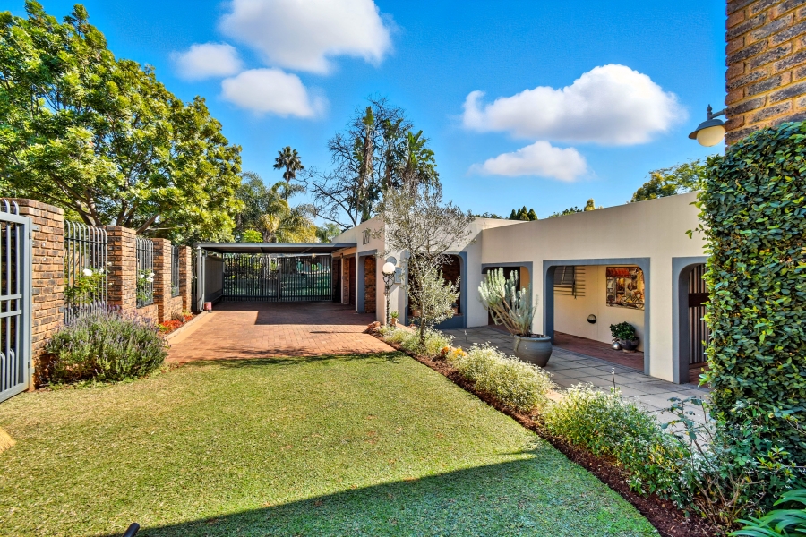 3 Bedroom Property for Sale in Garsfontein Gauteng