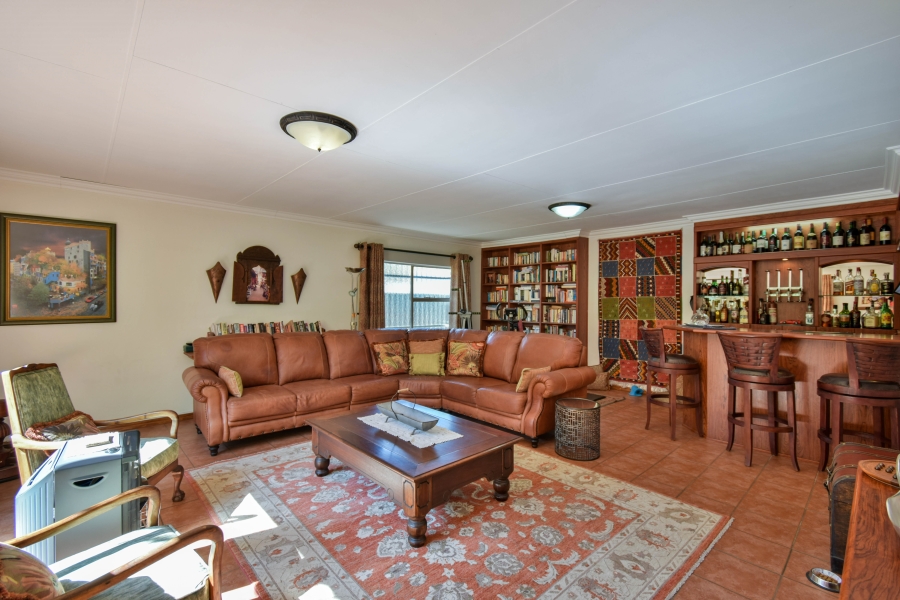 3 Bedroom Property for Sale in Garsfontein Gauteng