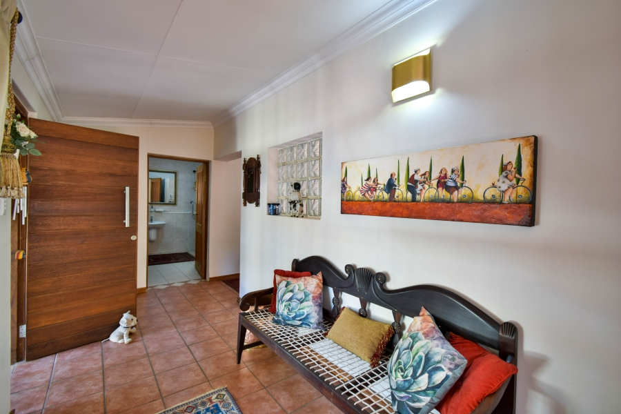 3 Bedroom Property for Sale in Garsfontein Gauteng