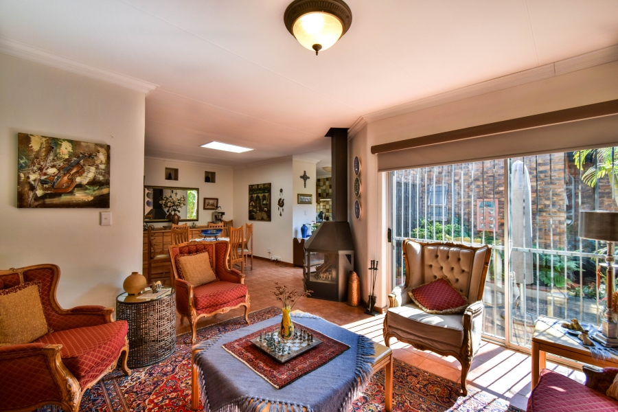 3 Bedroom Property for Sale in Garsfontein Gauteng