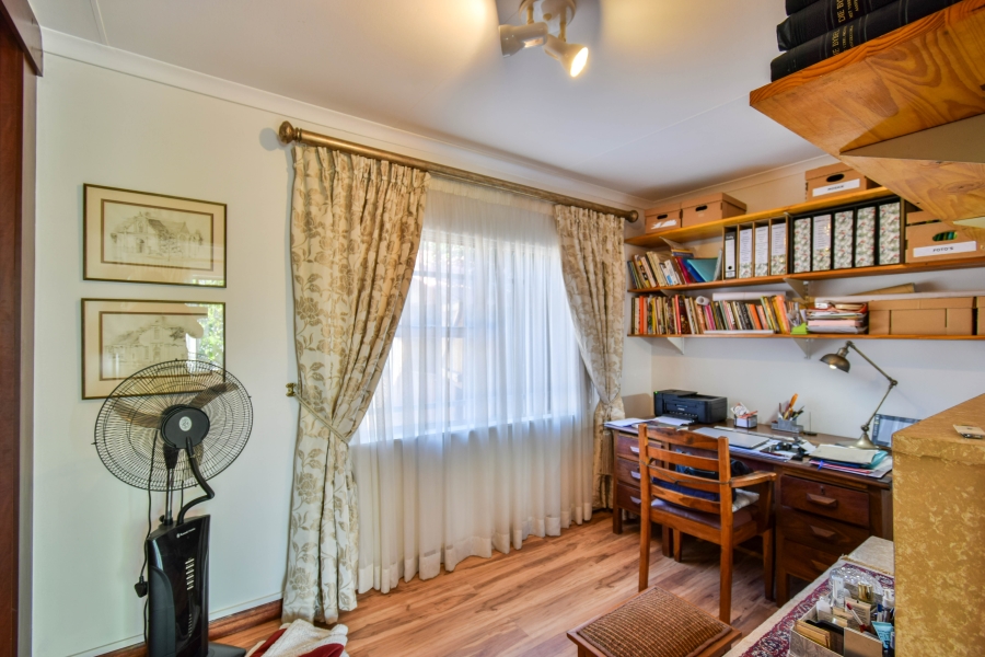 3 Bedroom Property for Sale in Garsfontein Gauteng