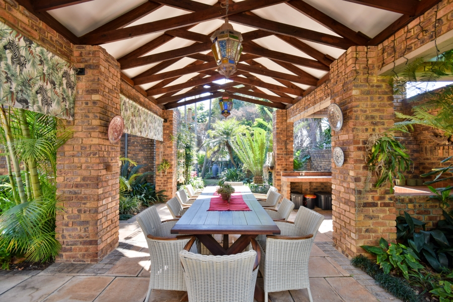 3 Bedroom Property for Sale in Garsfontein Gauteng
