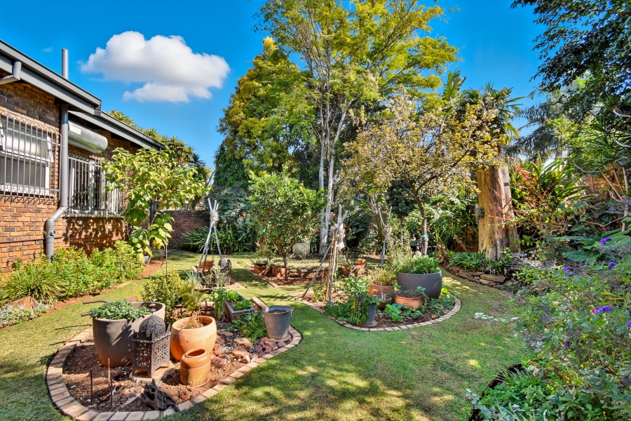 3 Bedroom Property for Sale in Garsfontein Gauteng