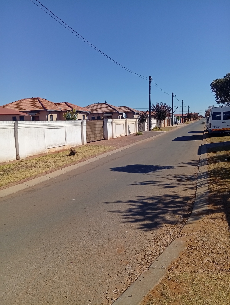 3 Bedroom Property for Sale in Protea Glen Gauteng