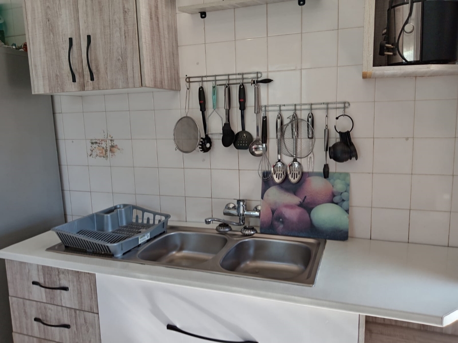 9 Bedroom Property for Sale in Roodepoort North Gauteng