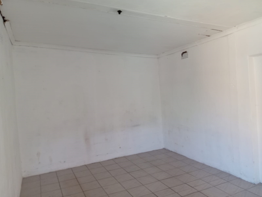 9 Bedroom Property for Sale in Roodepoort North Gauteng