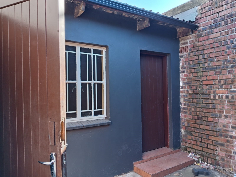 9 Bedroom Property for Sale in Roodepoort North Gauteng