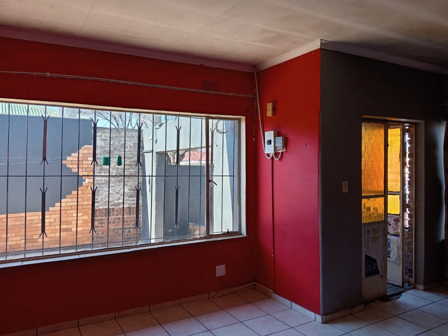 9 Bedroom Property for Sale in Roodepoort North Gauteng