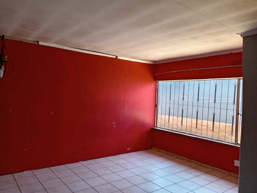 9 Bedroom Property for Sale in Roodepoort North Gauteng