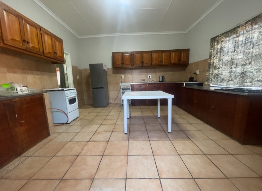 3 Bedroom Property for Sale in Mountain View Gauteng