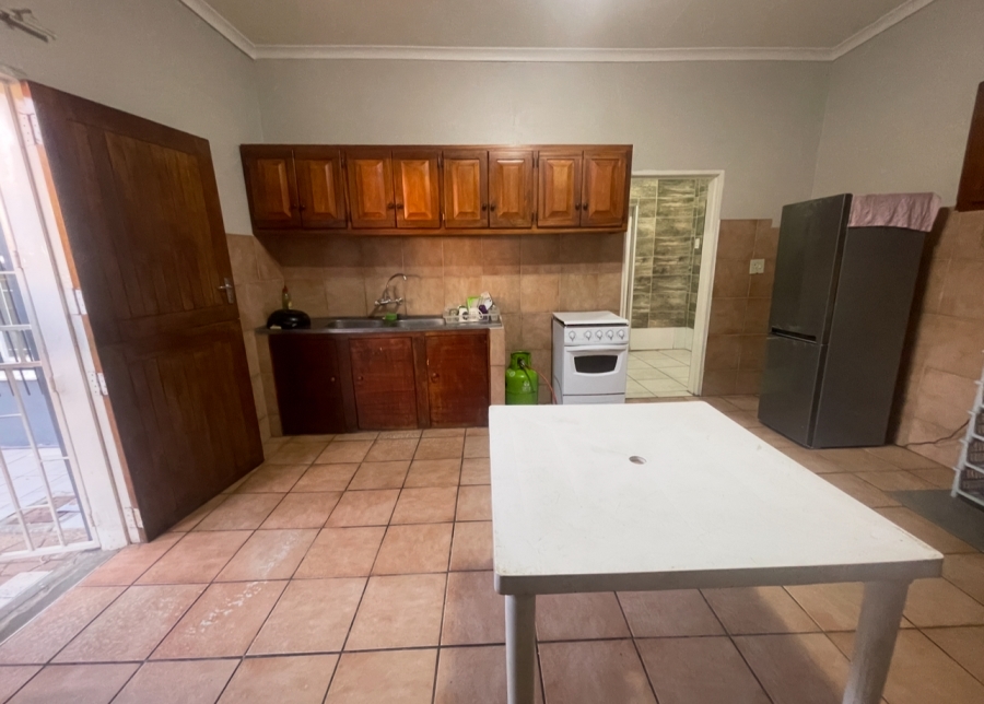 3 Bedroom Property for Sale in Mountain View Gauteng