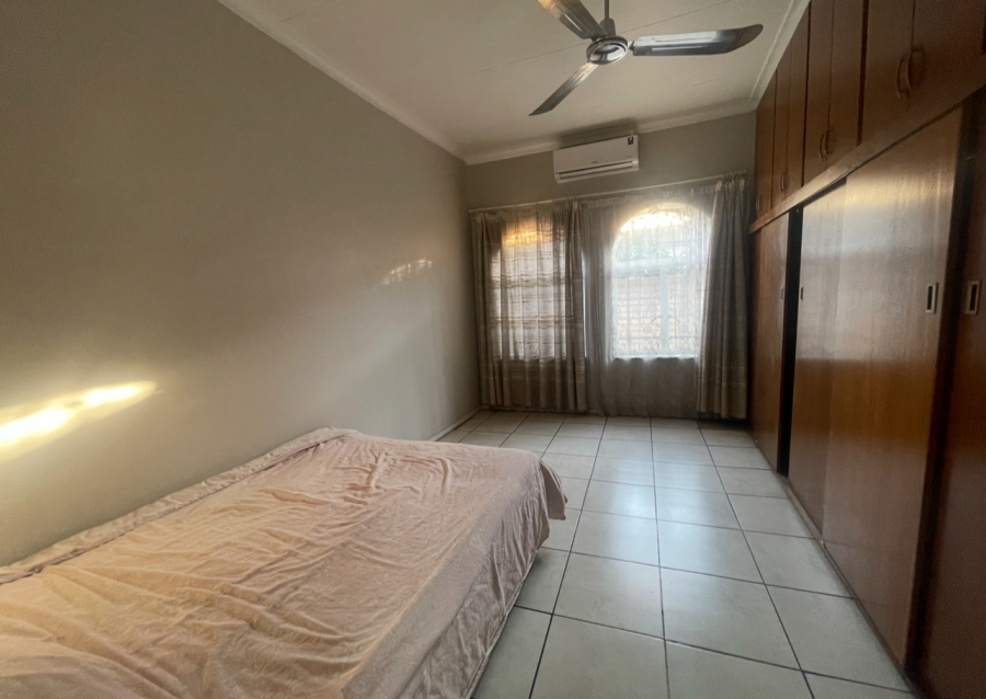 3 Bedroom Property for Sale in Mountain View Gauteng