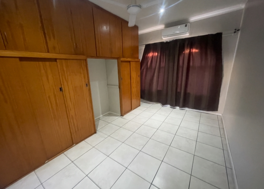 3 Bedroom Property for Sale in Mountain View Gauteng