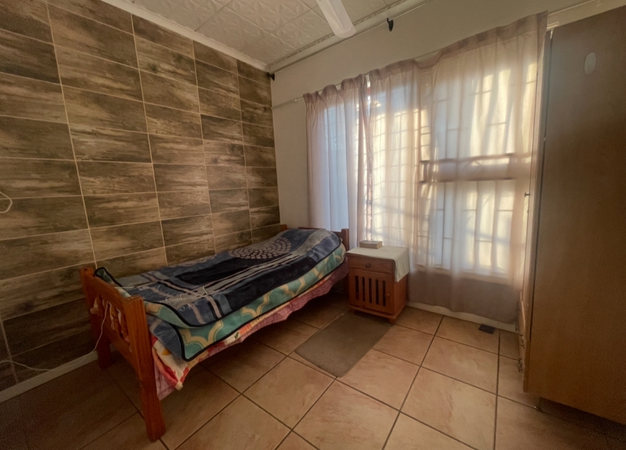 3 Bedroom Property for Sale in Mountain View Gauteng