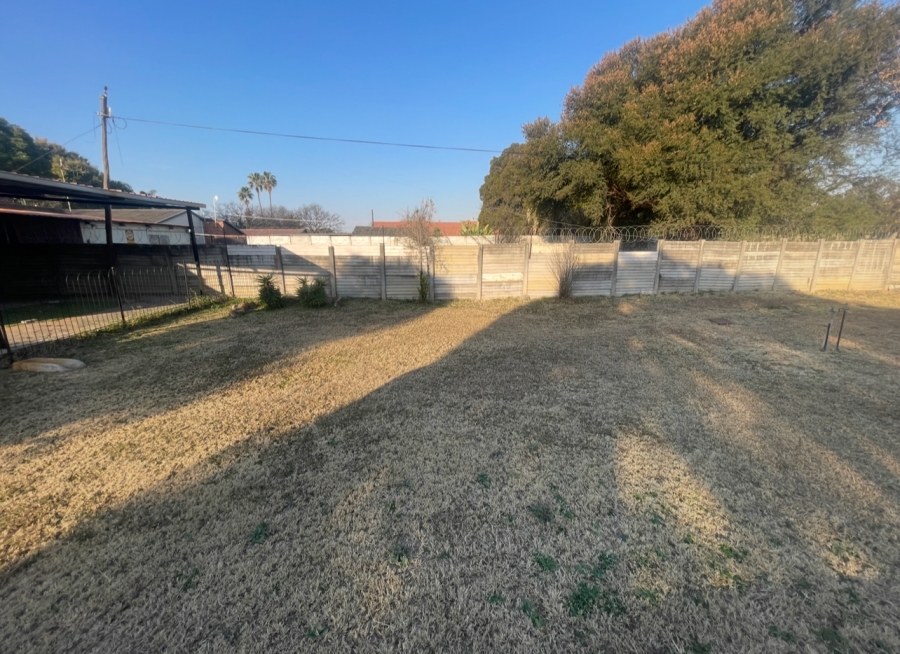 3 Bedroom Property for Sale in Mountain View Gauteng
