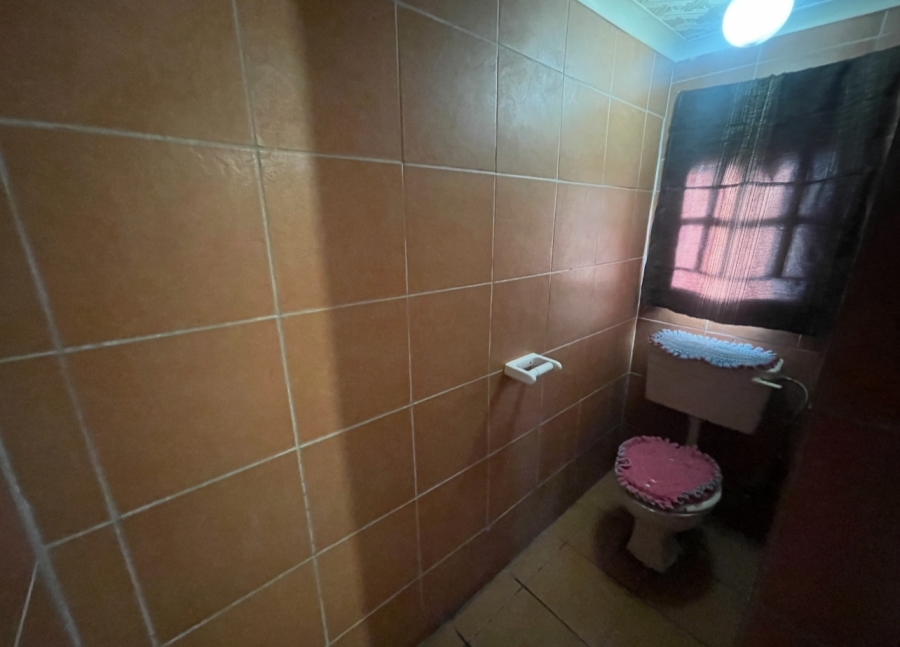 3 Bedroom Property for Sale in Mountain View Gauteng