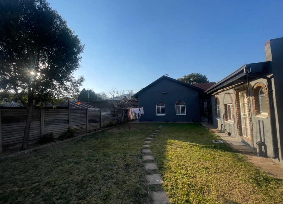 3 Bedroom Property for Sale in Mountain View Gauteng