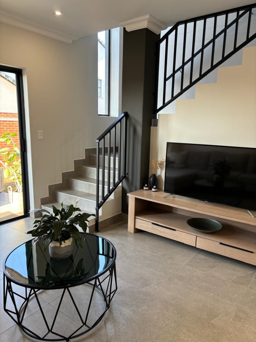 3 Bedroom Property for Sale in Equestria Gauteng