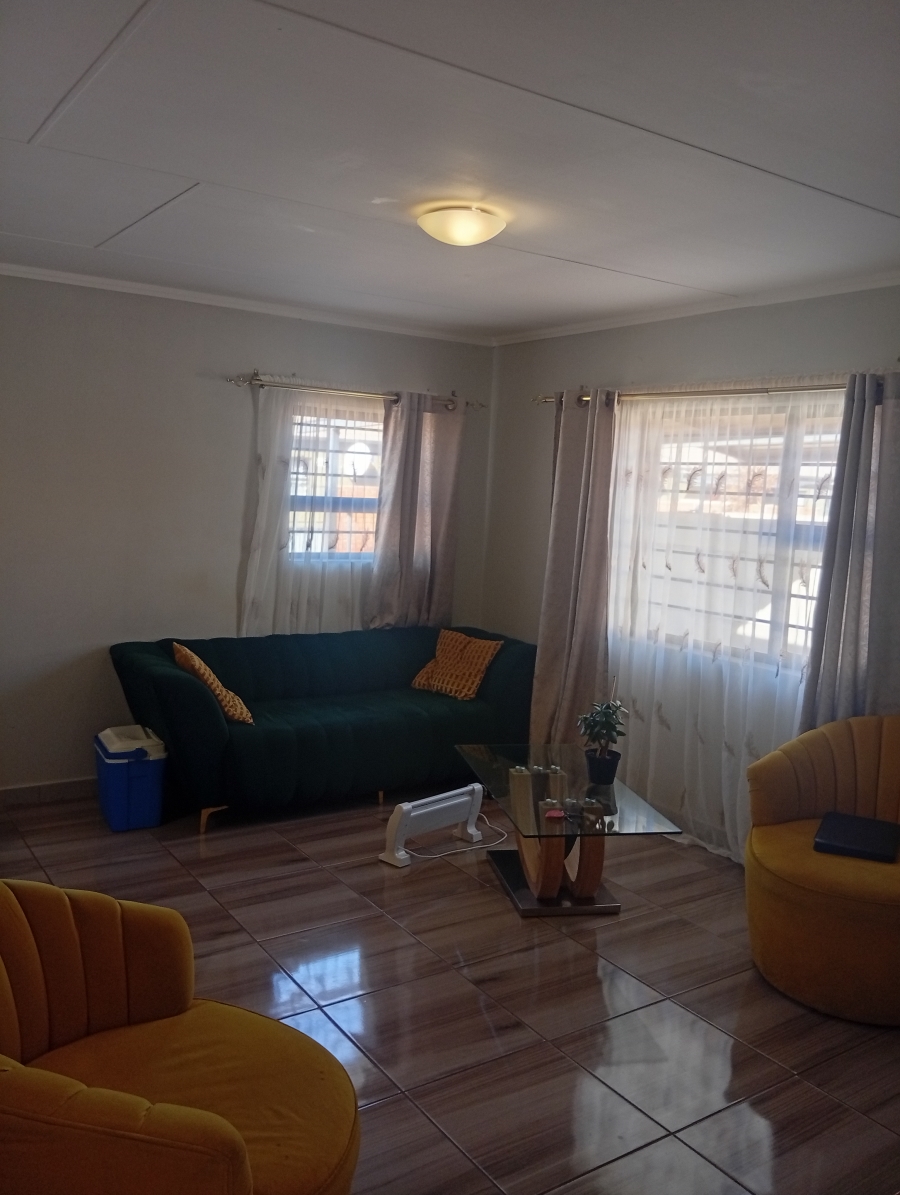 2 Bedroom Property for Sale in Protea Glen Gauteng