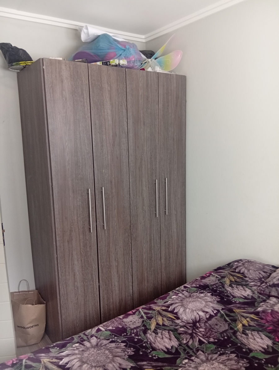 2 Bedroom Property for Sale in Protea Glen Gauteng