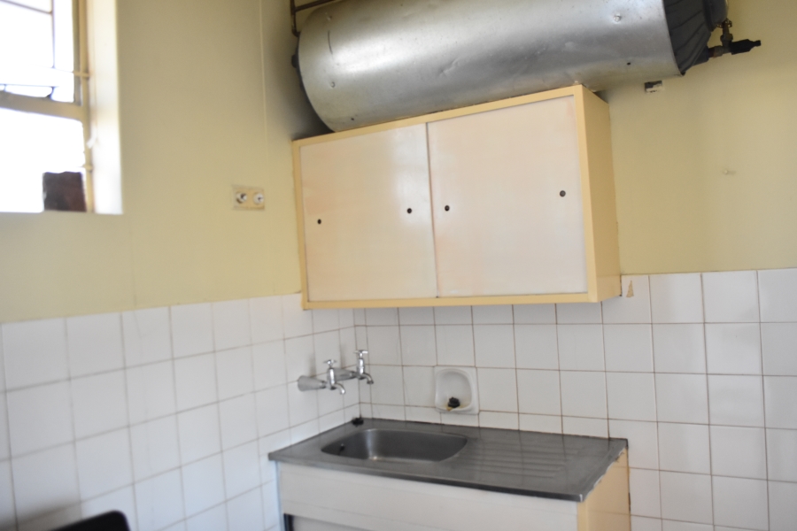 1 Bedroom Property for Sale in Pretoria Central Gauteng