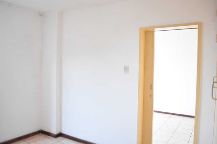 1 Bedroom Property for Sale in Pretoria Central Gauteng