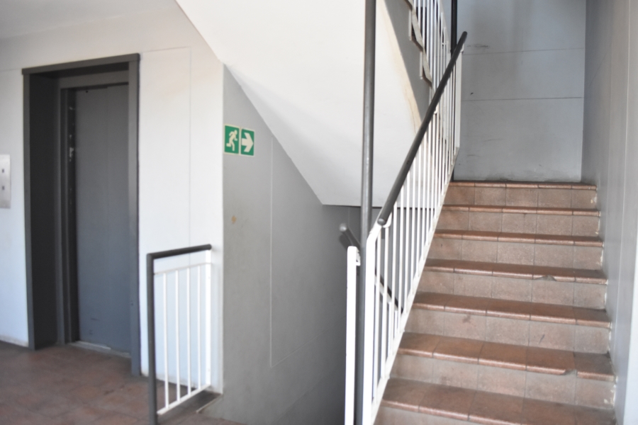 1 Bedroom Property for Sale in Pretoria Central Gauteng