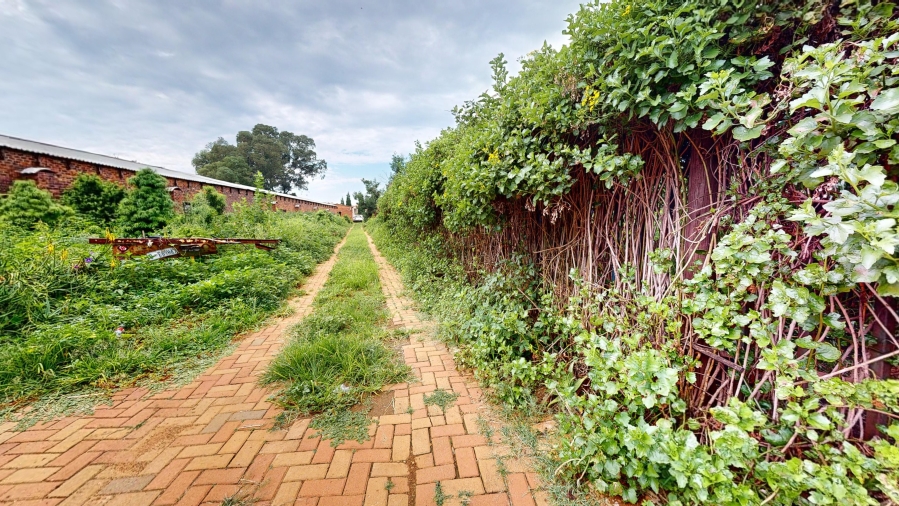 Commercial Property for Sale in Bredell Gauteng