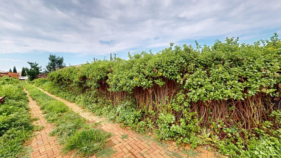 Commercial Property for Sale in Bredell Gauteng