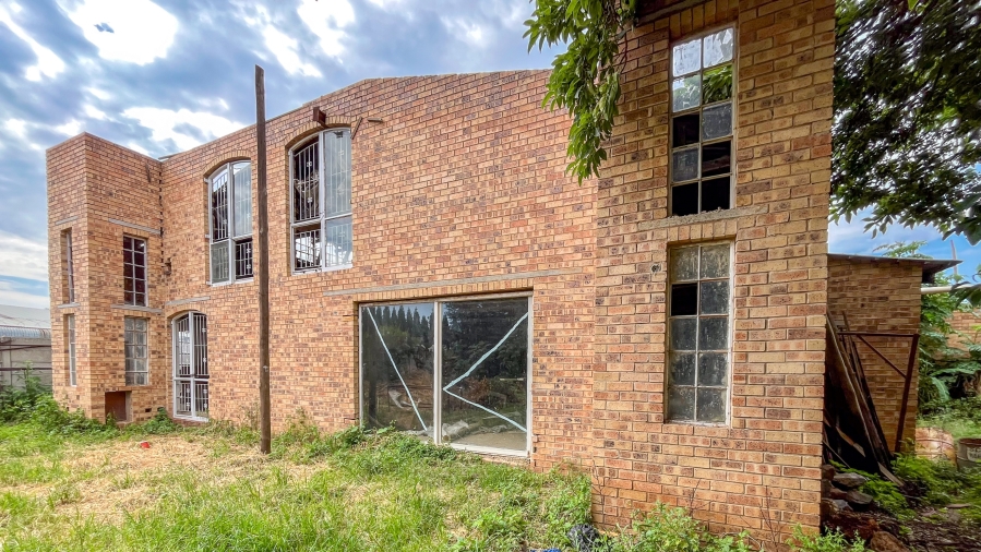 Commercial Property for Sale in Bredell Gauteng