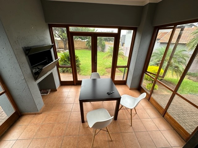 To Let 3 Bedroom Property for Rent in Thatchfield Estate Gauteng