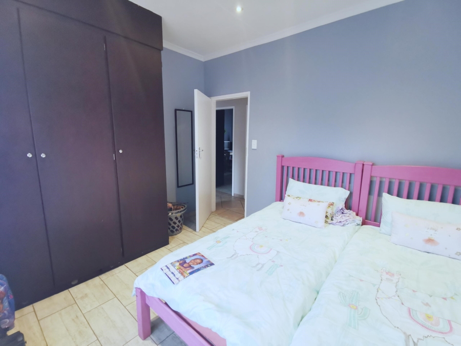 To Let 3 Bedroom Property for Rent in Thatchfield Estate Gauteng